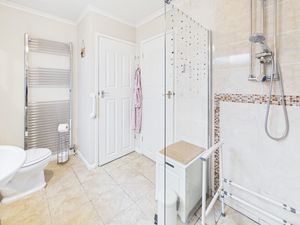 Wetroom- click for photo gallery